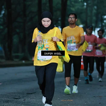 Runner Photo 7747088