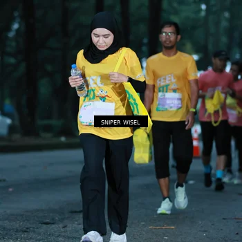 Runner Photo 7747092