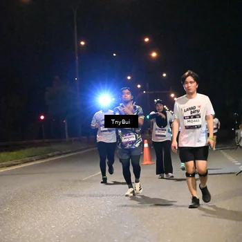 Runner Photo 7747094