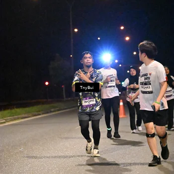 Runner Photo 7747103