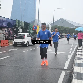 Runner Photo 7747112