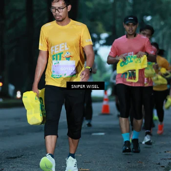Runner Photo 7747114