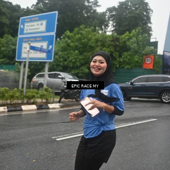 Runner Photo 7747119