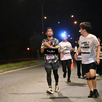 Runner Photo 7747121