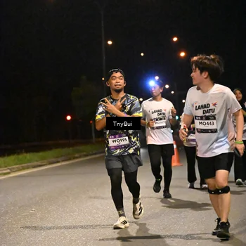 Runner Photo 7747142