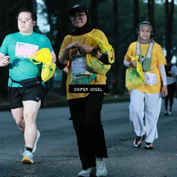 Runner Photo 7747152