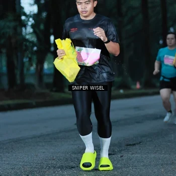 Runner Photo 7747178
