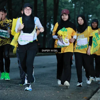Runner Photo 7747189