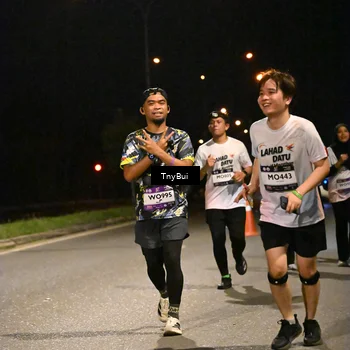 Runner Photo 7747190