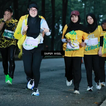 Runner Photo 7747203