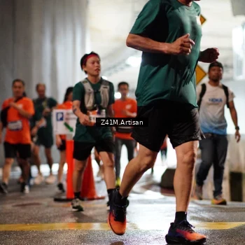 Runner Photo 7747235