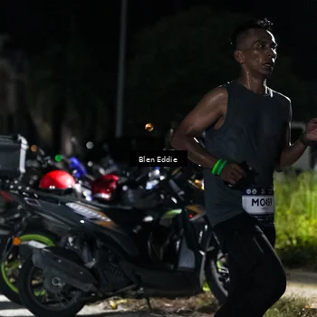 Runner Photo 7747249