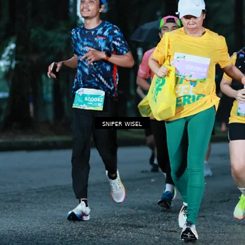 Runner Photo 7747262