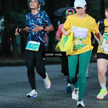 Runner Photo 7747267