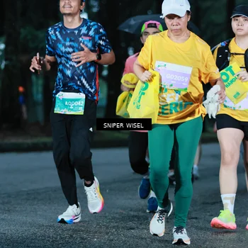 Runner Photo 7747270