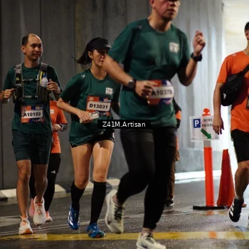 Runner Photo 7747280