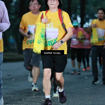 Runner Photo 7747287