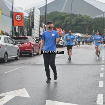Runner Photo 7747293