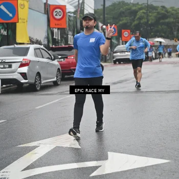 Runner Photo 7747300
