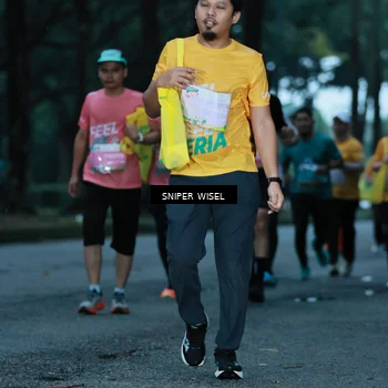 Runner Photo 7747303