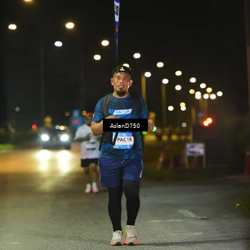 Runner Photo 7747320