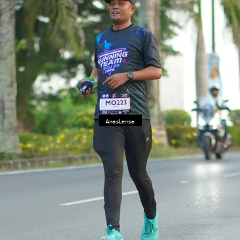 Runner Photo 7747345