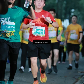 Runner Photo 7747346