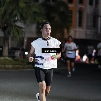 Runner Photo 7747360