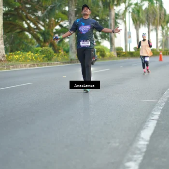 Runner Photo 7747361