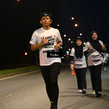 Runner Photo 7747363