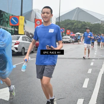 Runner Photo 7747368