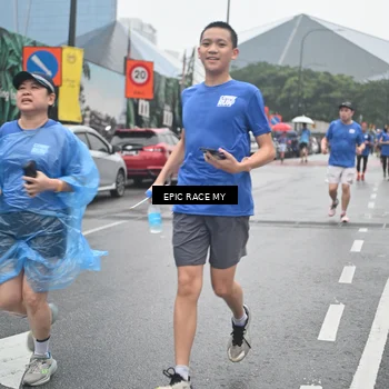 Runner Photo 7747375