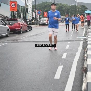 Runner Photo 7747381