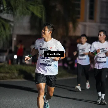 Runner Photo 7747396