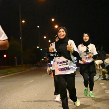 Runner Photo 7747400