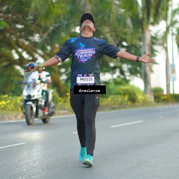 Runner Photo 7747408