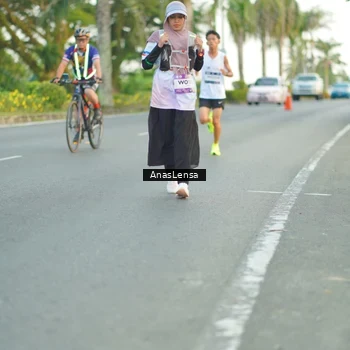Runner Photo 7747452
