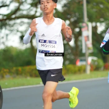 Runner Photo 7747457