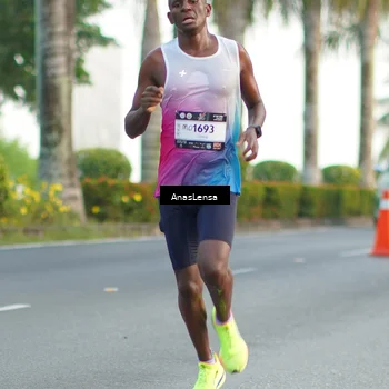 Runner Photo 7747466