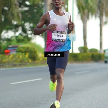 Runner Photo 7747471