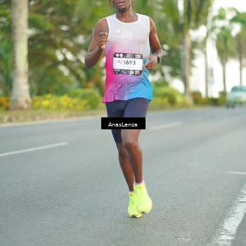 Runner Photo 7747485