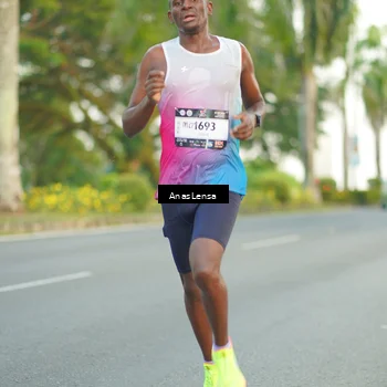 Runner Photo 7747490
