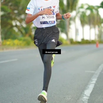 Runner Photo 7747513