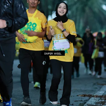Runner Photo 7747515