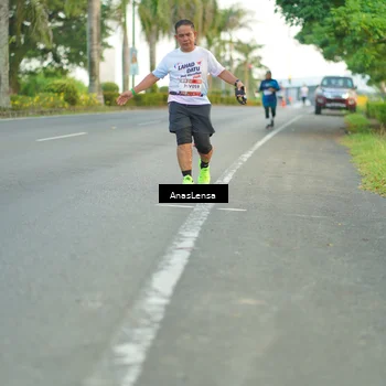 Runner Photo 7747518