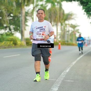 Runner Photo 7747527