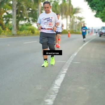 Runner Photo 7747530