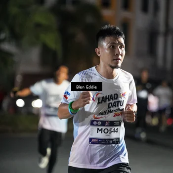 Runner Photo 7747532