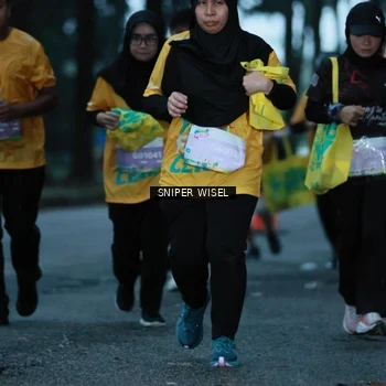 Runner Photo 7747539