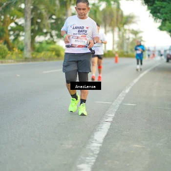 Runner Photo 7747543